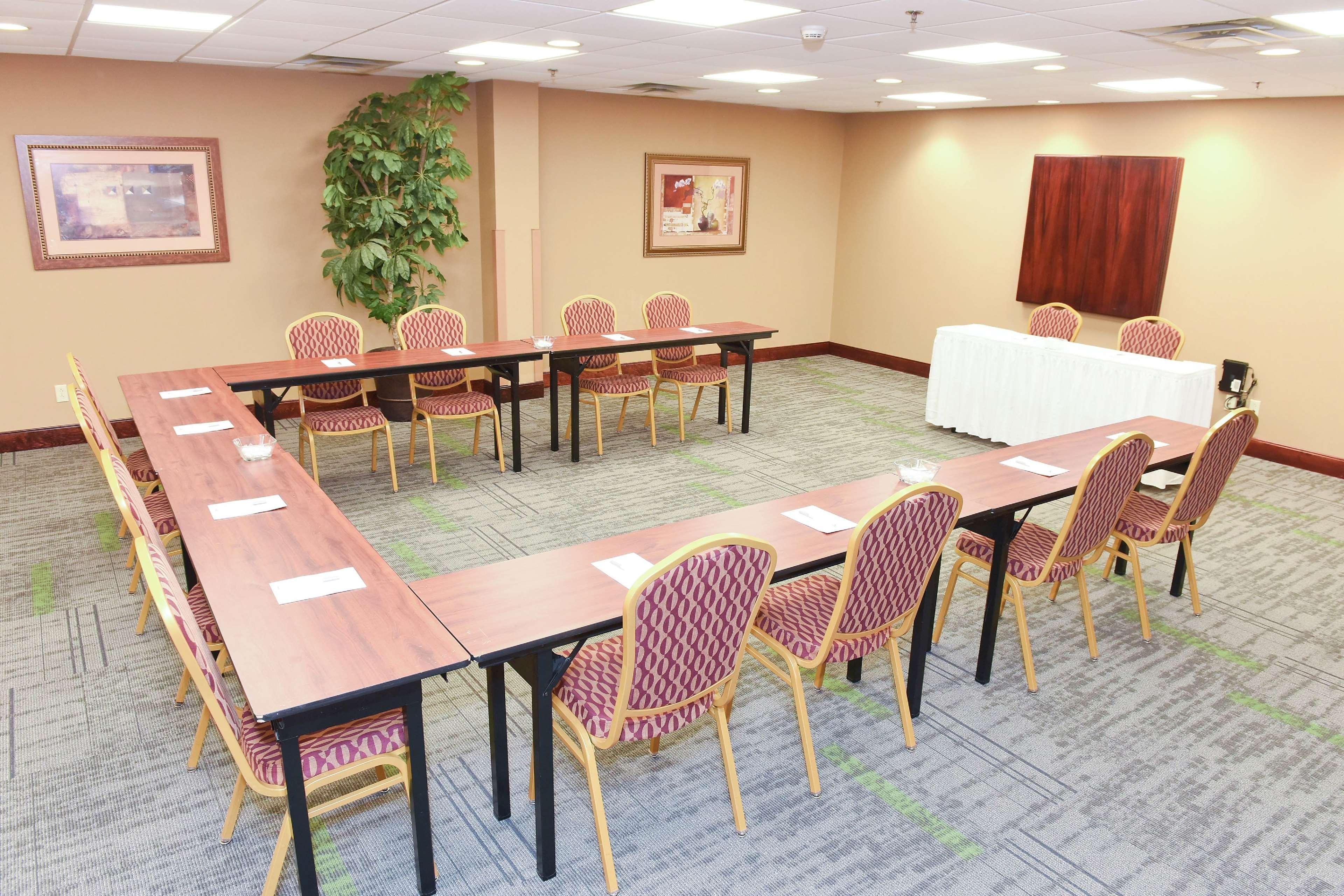 Hampton Inn & Suites Madisonville Eksteriør bilde