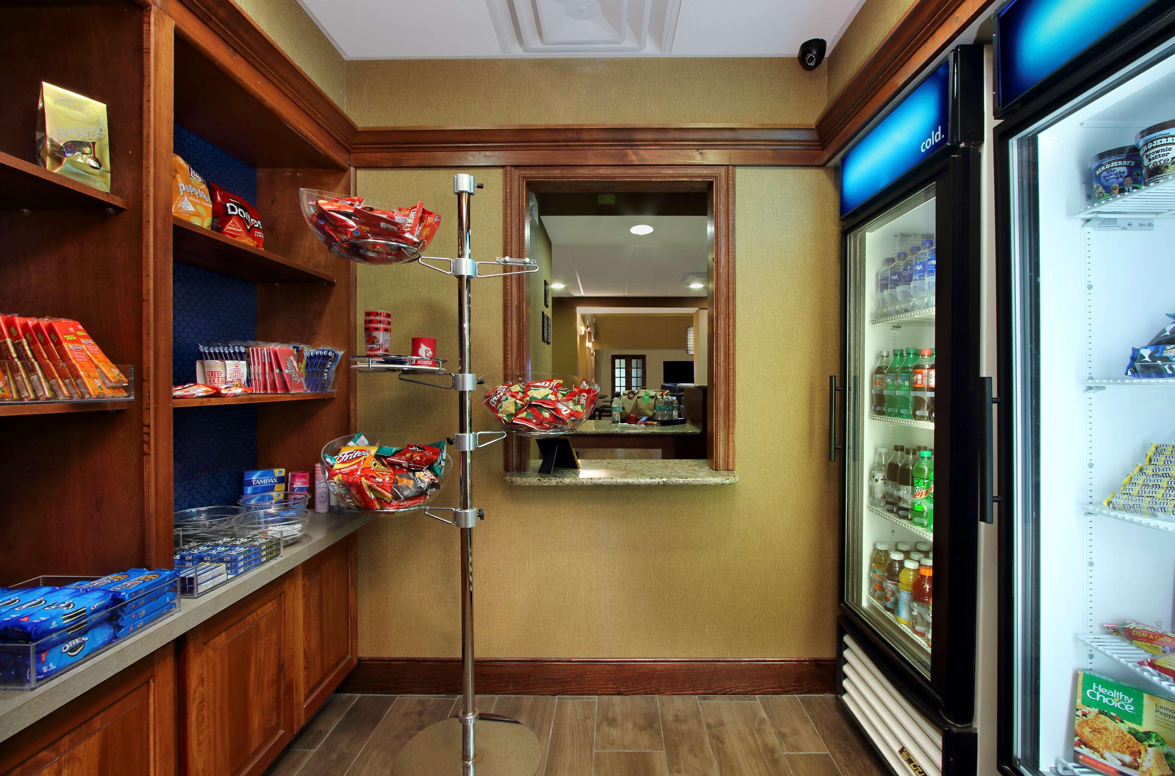 Hampton Inn & Suites Madisonville Eksteriør bilde