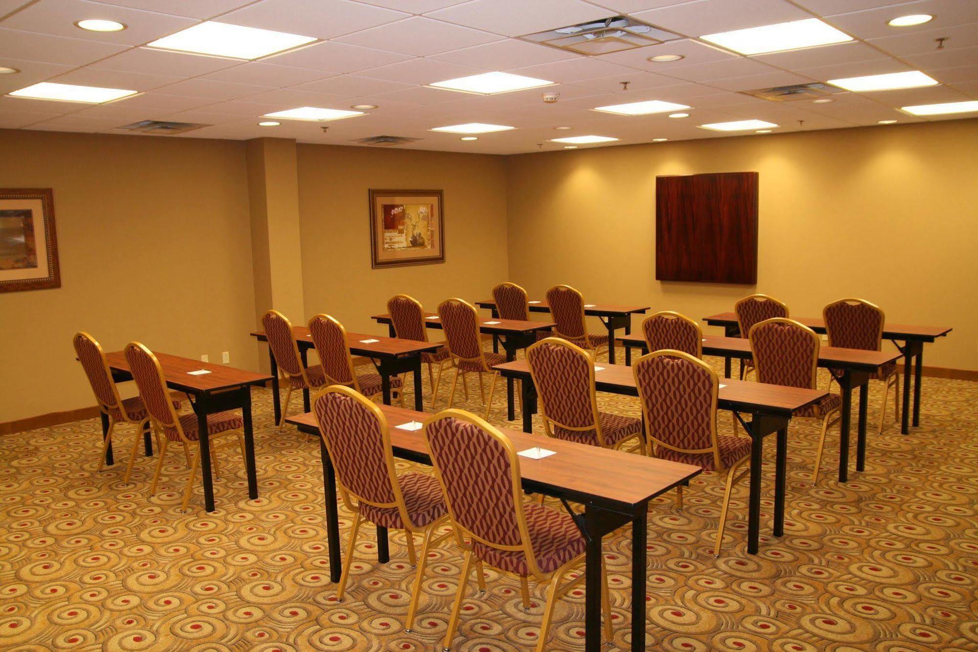 Hampton Inn & Suites Madisonville Eksteriør bilde